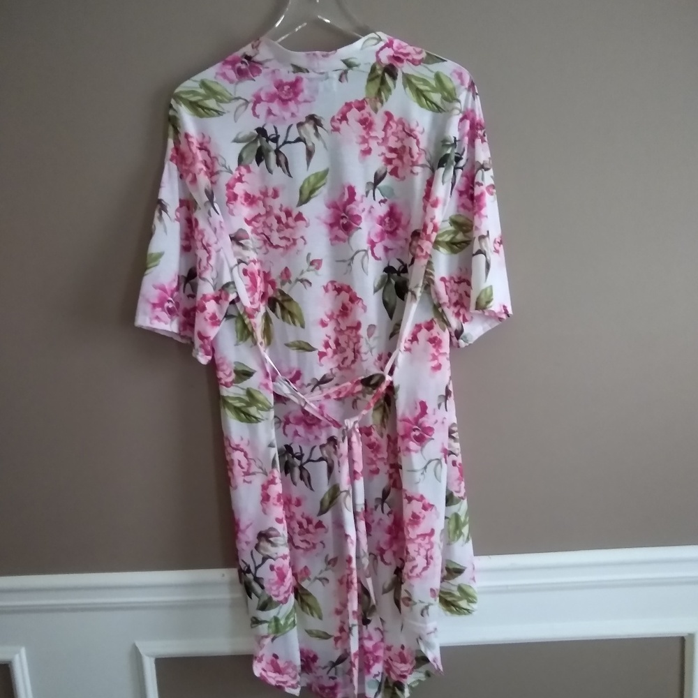 Show Me Your MuMu Robe / Coverup - OS - Picture 2 of 4